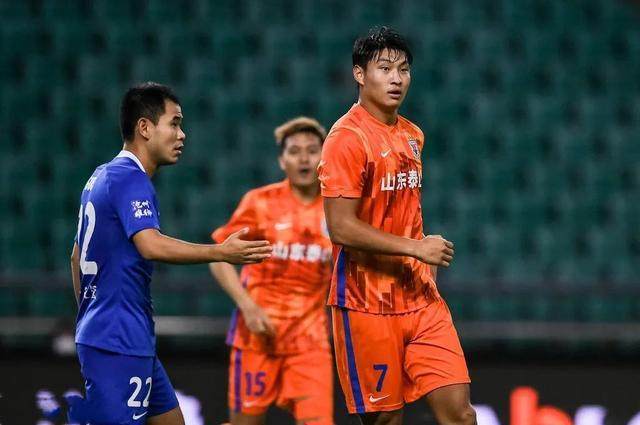米乐-山东足球再现本土空霸！郭田雨未来在国足or欧洲？